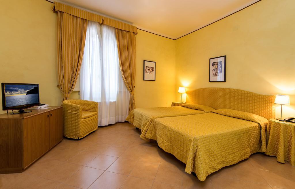 Reggio 3* Reggio Emilia